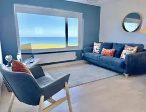 18 Coastline Apartment