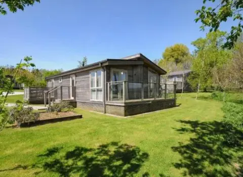 19 Meadow Retreat