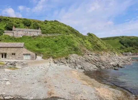2 Cliff Cottages