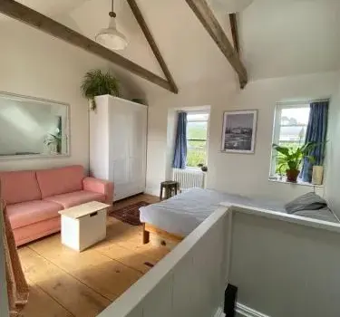 23 Leskinnick Terrace