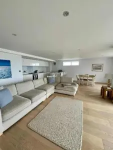 6 Ocean Gate apartment
