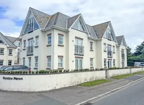 6 Pentire Mews