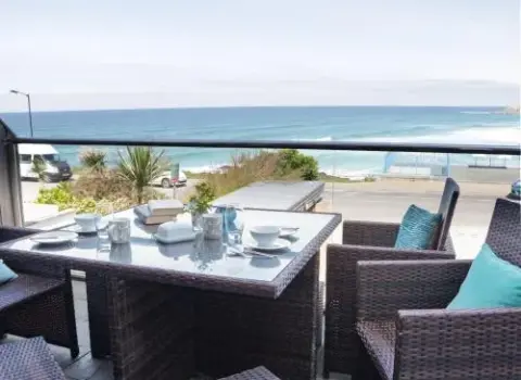 Apartment 3 Fistral Beach