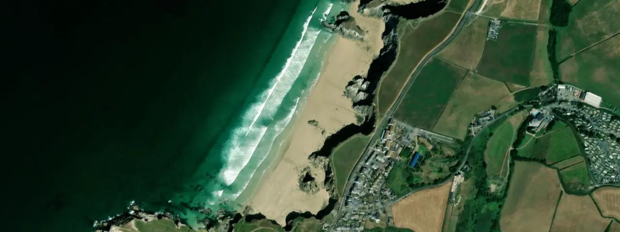 Whipsiderry Beach