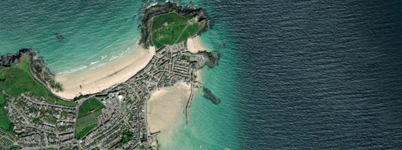 Aerial view of Bamaluz Beach
