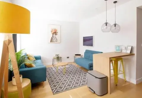 Central flat by the beach