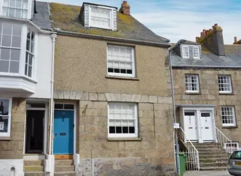 33 Chapel Street