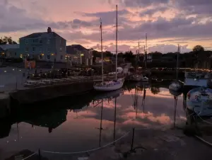 The Pier House Hotel Restaurant