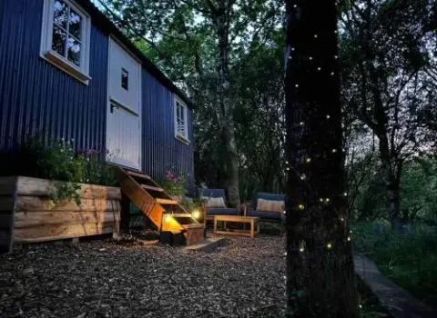 Cornwall Woodland Shepherd’s Hut