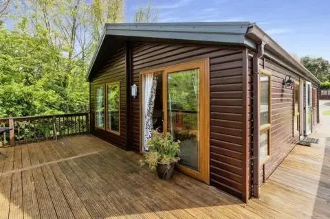 Cousins beach house Three bedroom lodge St Minver