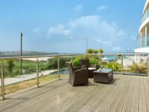 Fistral View, 3 Cribbar