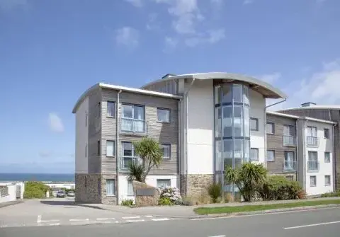 Fistral View, Pentire, Parking, Sea view, free Wifi