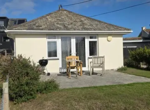 Freefolk Cottage