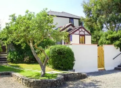 Groom Cottage