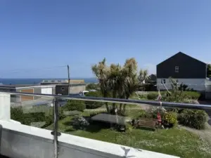 Gwel an Mor a seaview retreat with balcony in St Ives