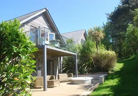 House 28