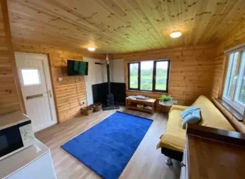 Idyllic Cornish Retreat At Puffin Lodge