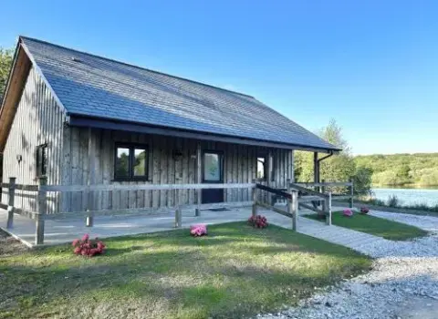 Kingfisher Lodge