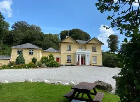 Lakeview Villa