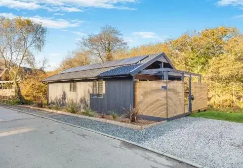 Lerryn Lodge