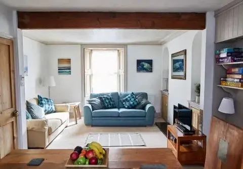Light and Spacious Victorian Townhouse in Central Penzance
