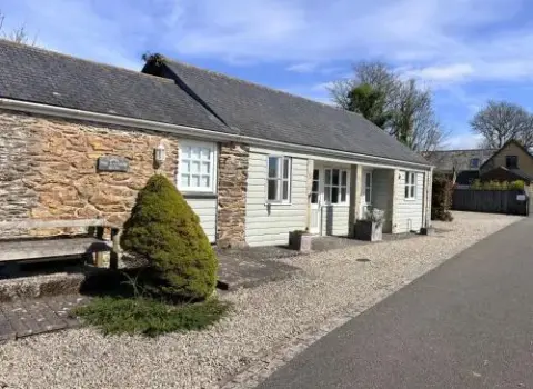 Lighthouse Cottage