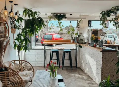 Toast Deli & Coffee Shop