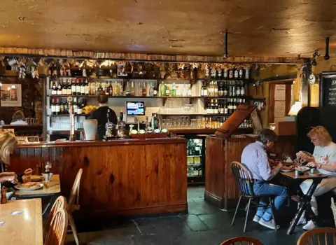 St Kew Inn