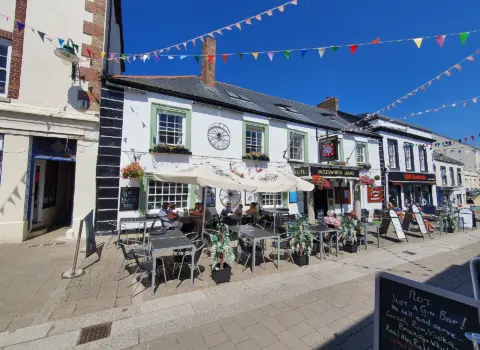 The Molesworth Arms Hotel