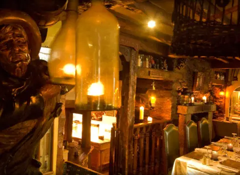 Smugglers Cott Restaurant