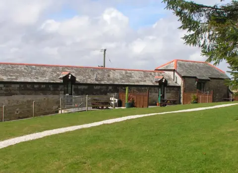 Hopsland Farm (Public Footpath Access)