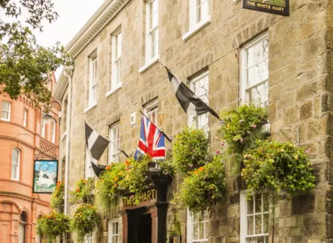 The White Hart Inn