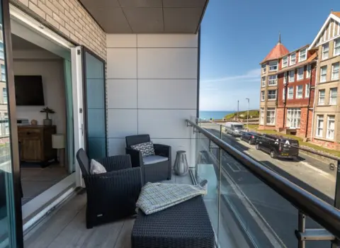 Oceanside Holiday Apartments