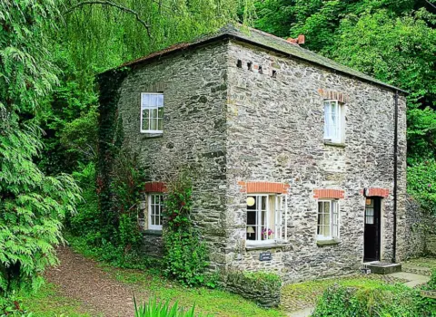 Pont Creek Cottages