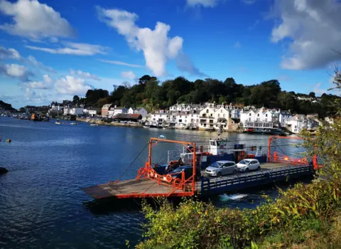 Bodinnick Ferry