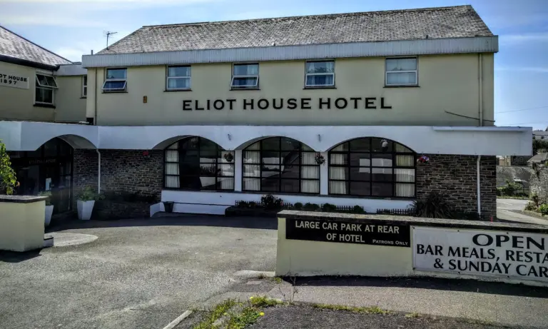 The Eliot House Hotel