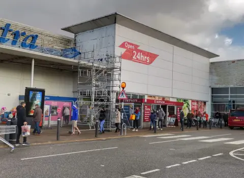 Tesco Extra Camborne