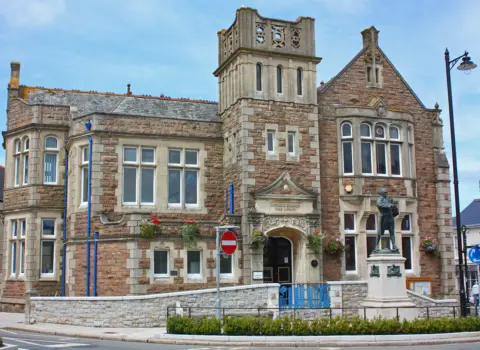 Camborne Public Library