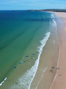 Ocean Looms Surf School