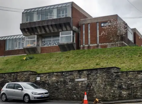 Launceston Library
