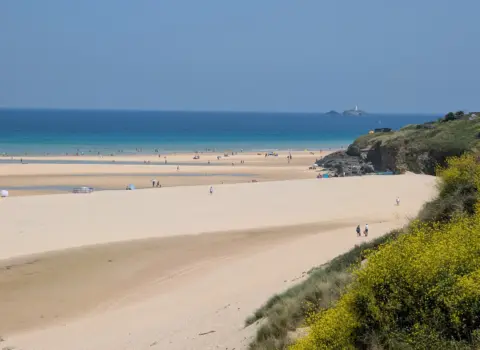 Harveys Towans (Beach)