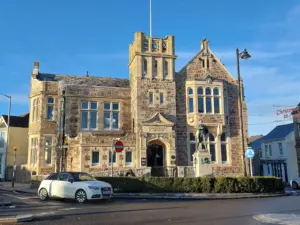 Passmore Edwards Public Library