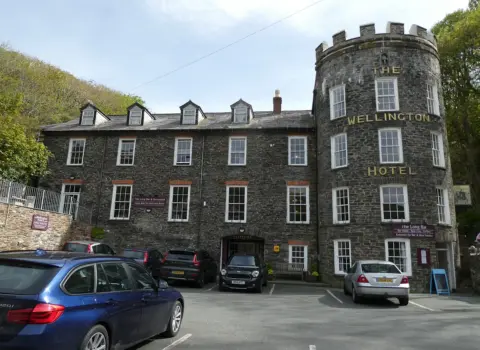 The Wellington Hotel