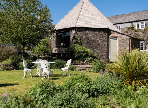 The Arundell Arms Hotel