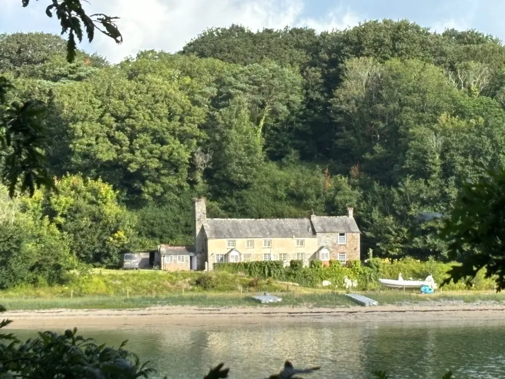 Roseland Cottages