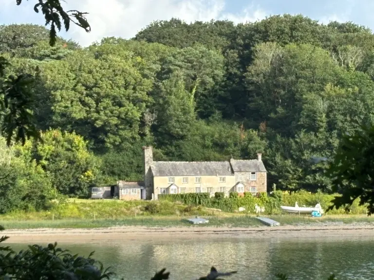 Roseland Cottages