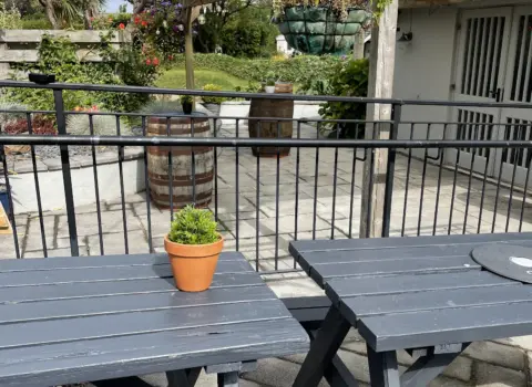 The Pityme Inn