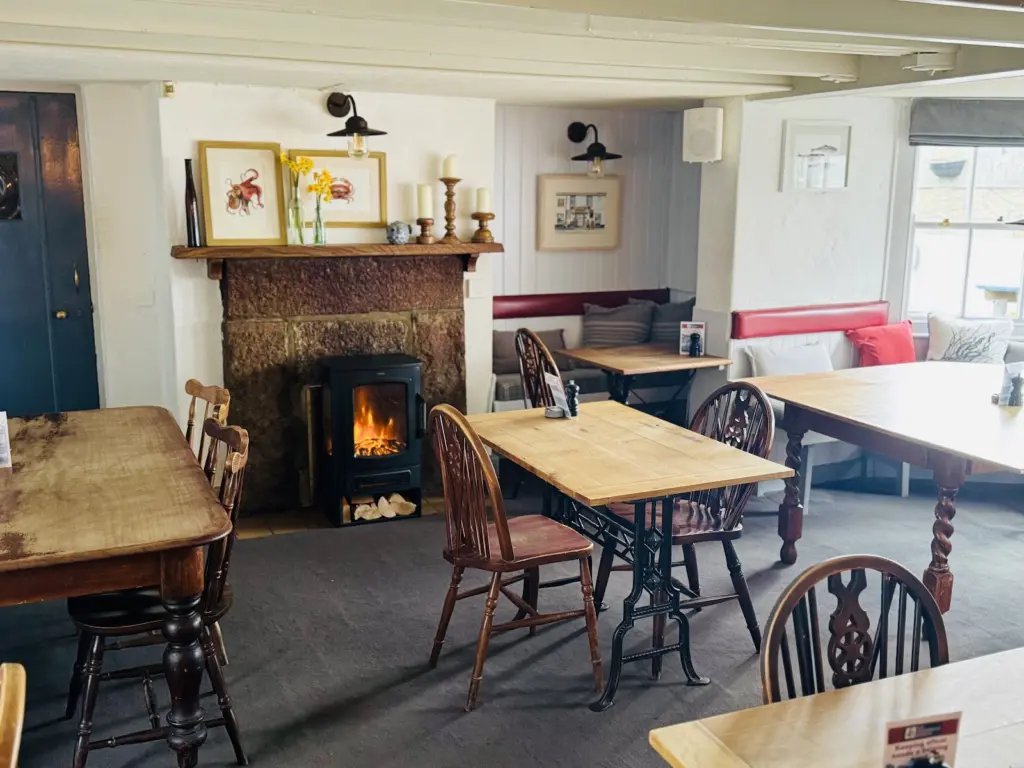 Tolcarne Country House