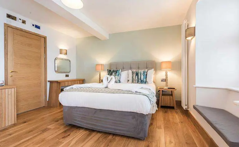 Land’s End Hotel