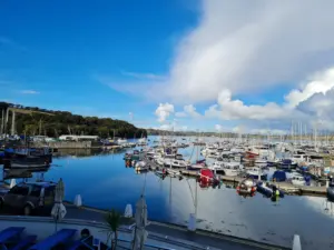 Mylor Yacht Club Marina Apartments